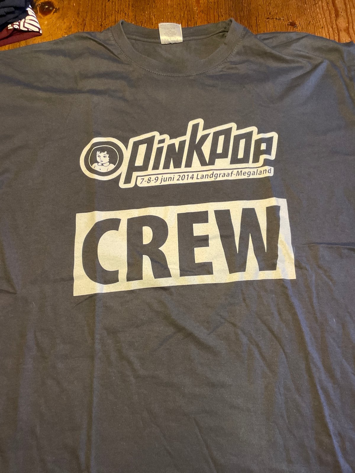 Pinkpop 2014 Crew T-shirt - Grijs - Maat XL - Met gaatje, Ophalen of Verzenden, Gedragen, Maat 56/58 (XL), Grijs