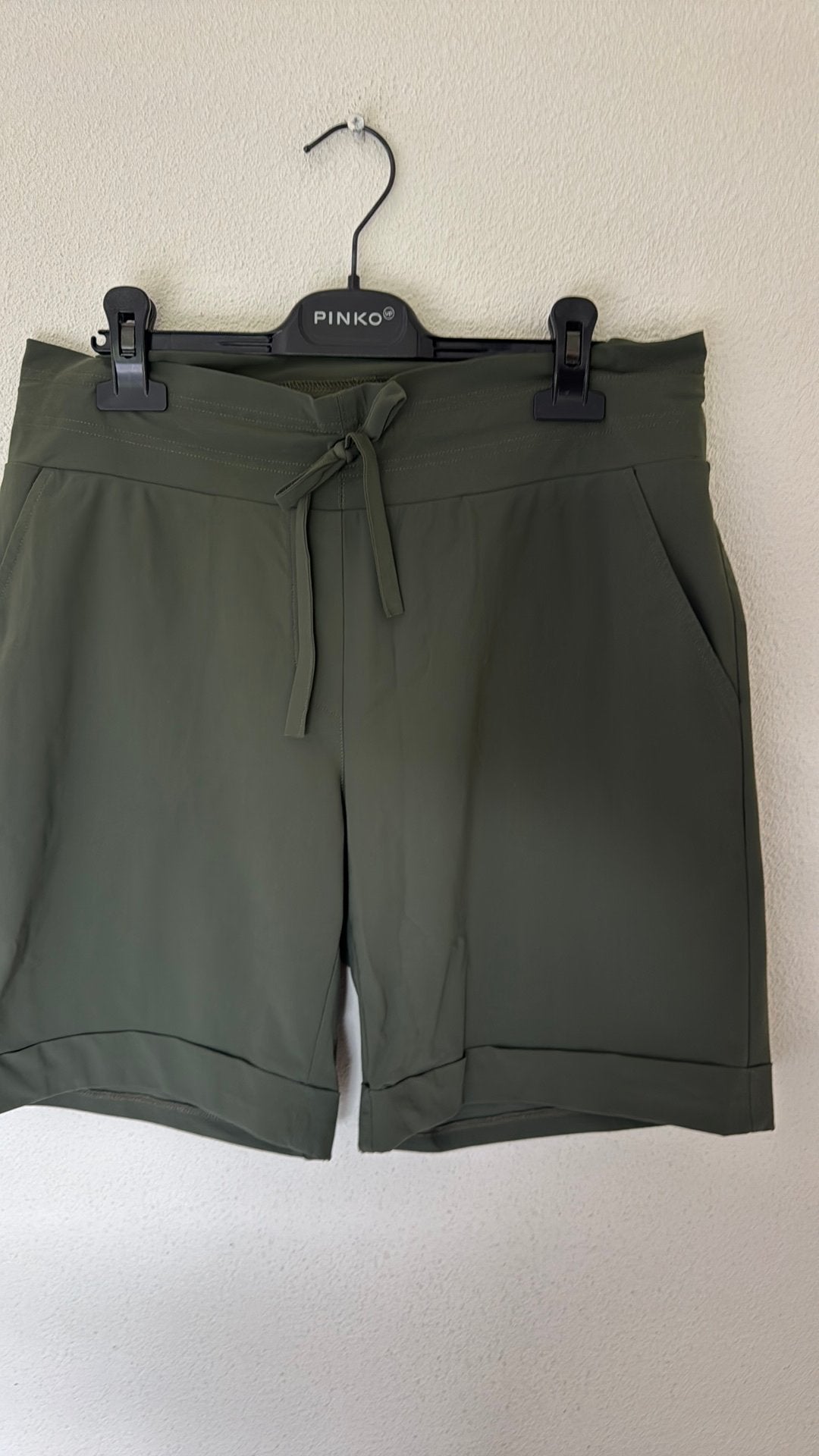 Studio AnneLoes Korte Broek Maat L Groen, Kort, Maat 42/44 (L), Ophalen of Verzenden, Zo goed als nieuw