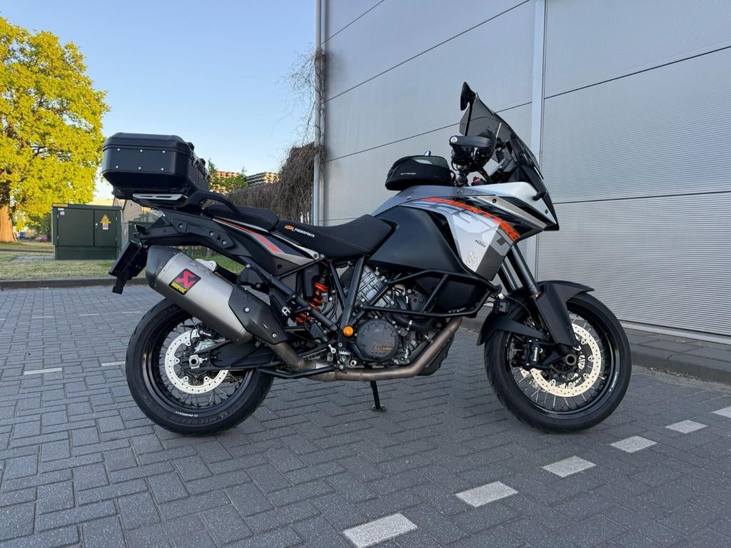 KTM 1190 Adventure R - Topstaat met Akrapovic en koffer, Motoren, Bedrijf, Toermotor