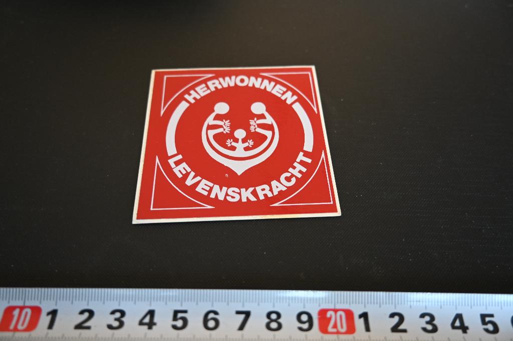 sticker herwonnen levenskracht, Verzamelen, Ophalen, Zo goed als nieuw