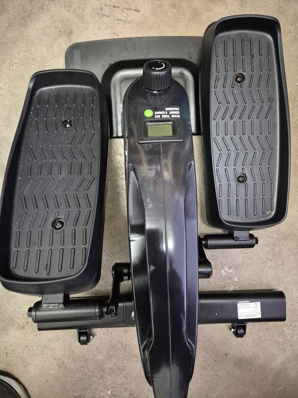 Foto 3 van Tunturi stoelfiets/mini hometrainer/bewegingstrainer