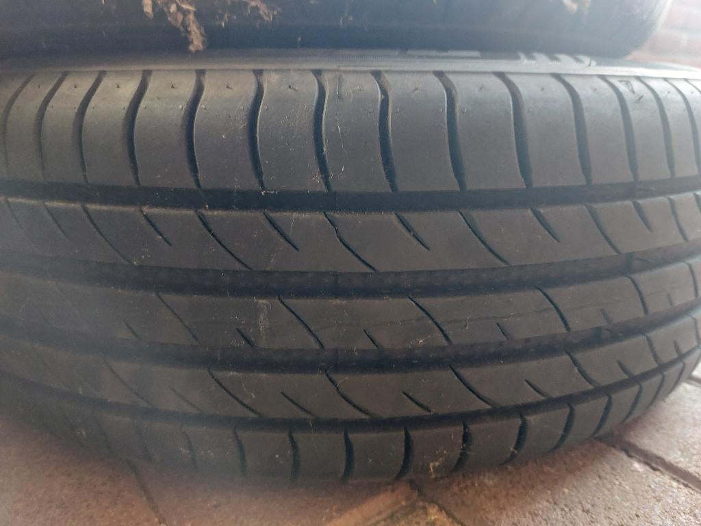Banden Suzuki, Auto-onderdelen, Banden en Velgen, Ophalen, Gebruikt, 15 inch, 185 mm
