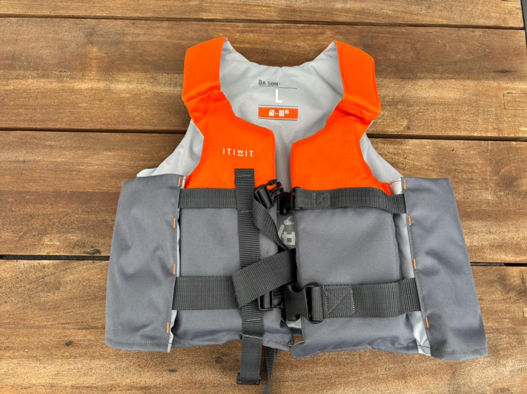 Itiwit Decathlon Reddingsvest/Zwemvest 60-80kg, Ophalen, Zo goed als nieuw, Dame of Heer, Reddingsvest of Zwemvest