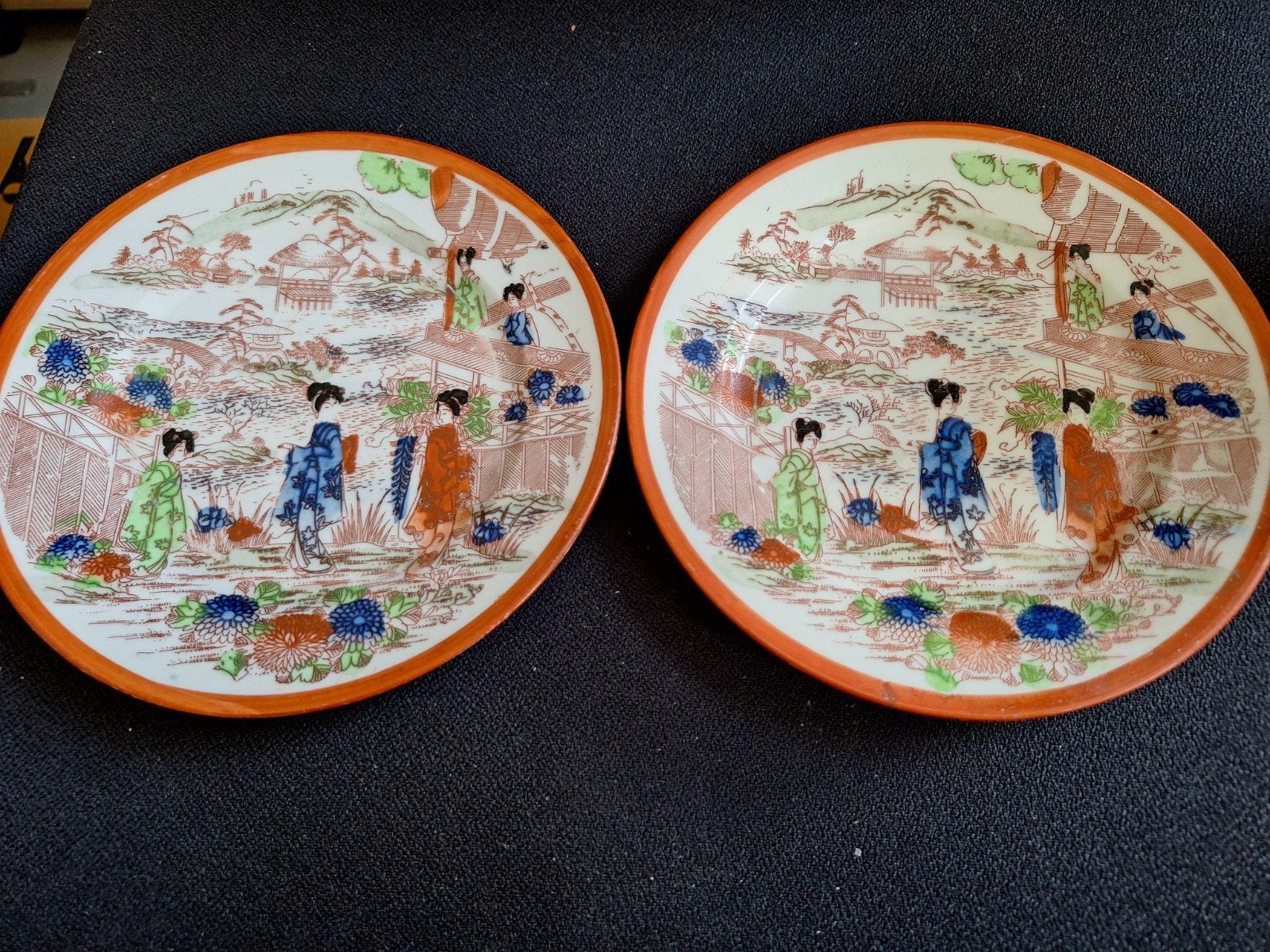 2 Japanse porseleinen bordjes, Antiek en Kunst, Ophalen of Verzenden
