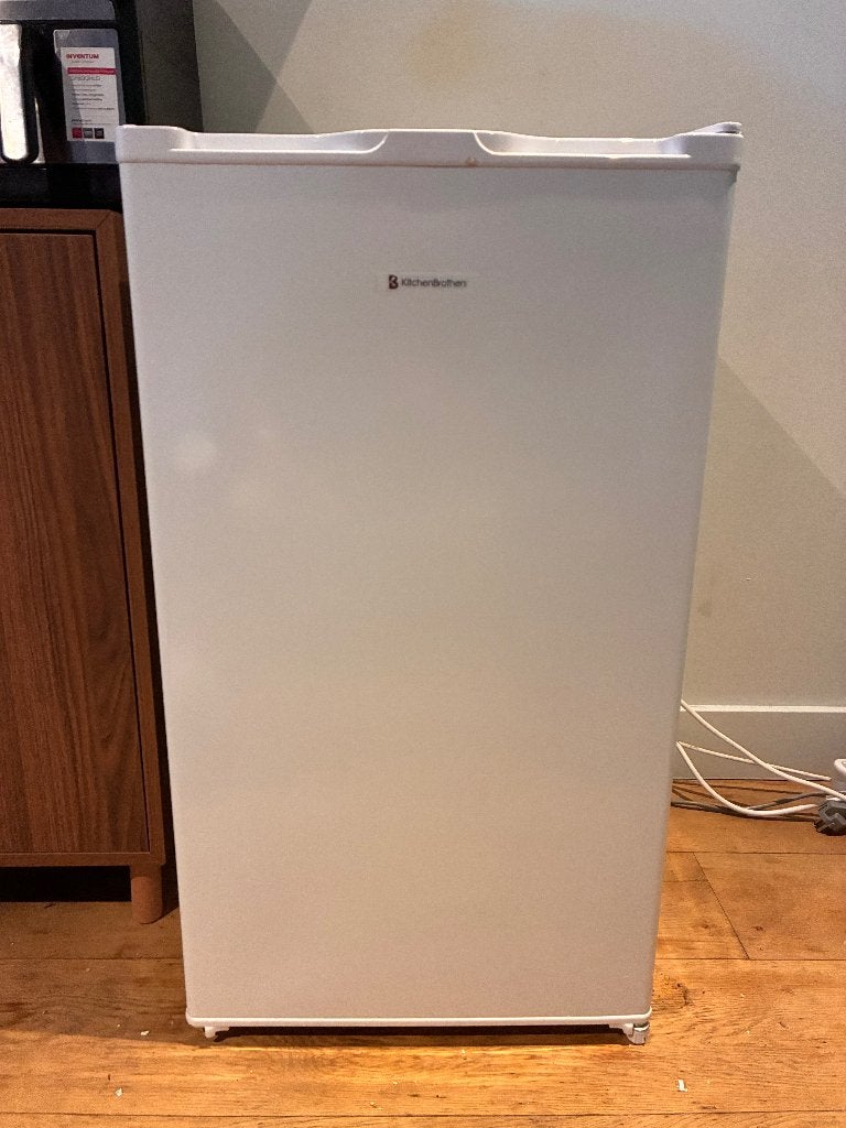 Koelkast - Kitchenbrothers, Witgoed en Apparatuur, Koelkasten en IJskasten, Ophalen, Zonder vriesvak, Zo goed als nieuw, 45 tot 60 cm