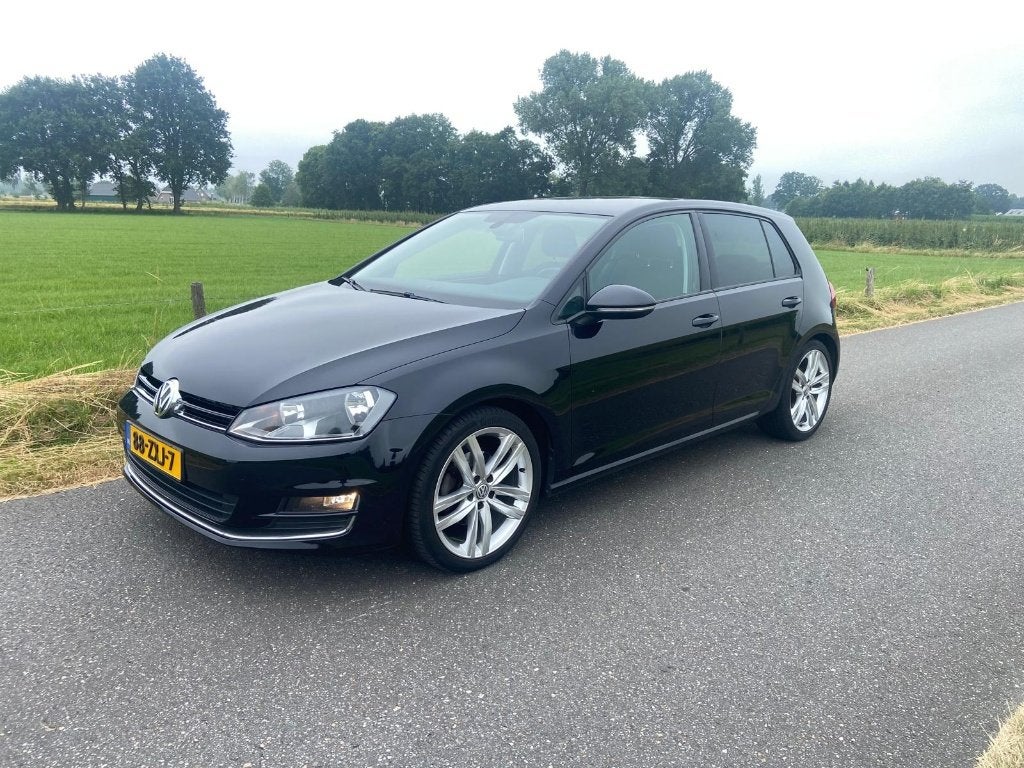 VW Golf 1.4 TSI  Highline Plus  **NIEUWSTAAT**  1e Eigenaar, Auto's, Voorwielaandrijving, Dealer onderhouden, 4 cilinders, 620 kg