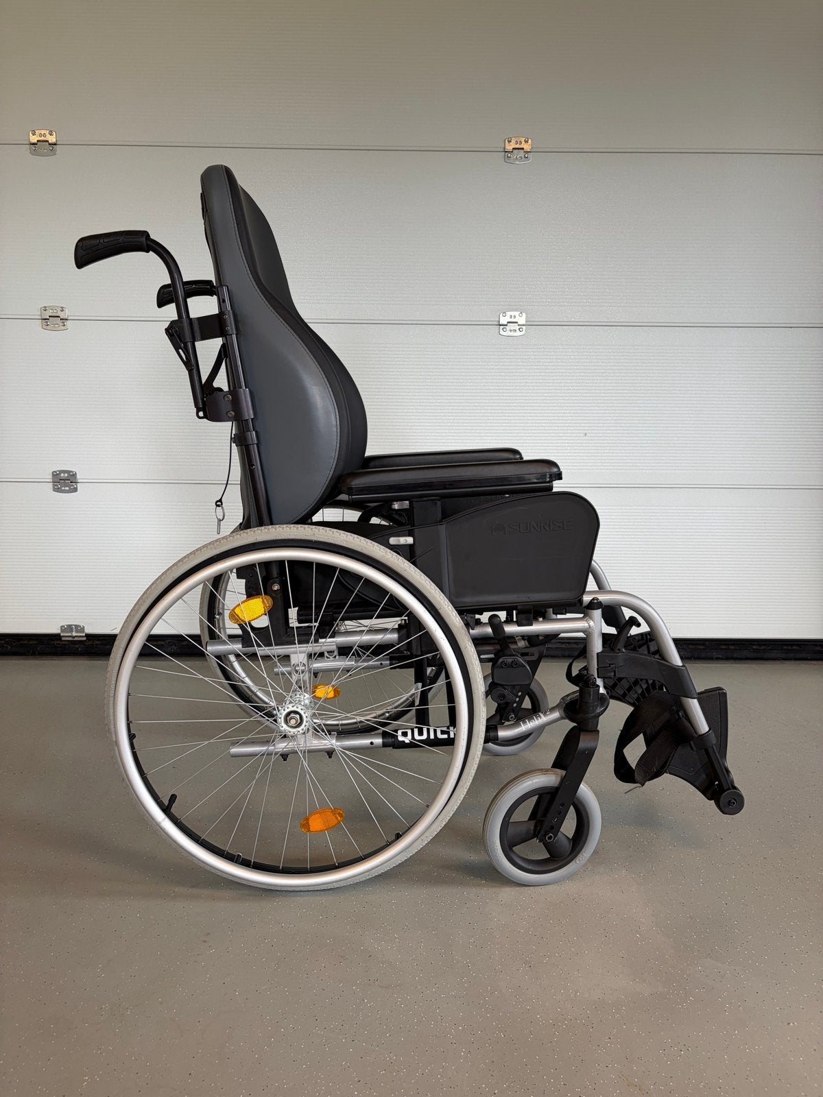 Sunrise medical Quickie Helix 2 rolstoel aluminium i.z.g.s!, Diversen, Rolstoelen, Ophalen, Inklapbaar, Zo goed als nieuw, Duwrolstoel