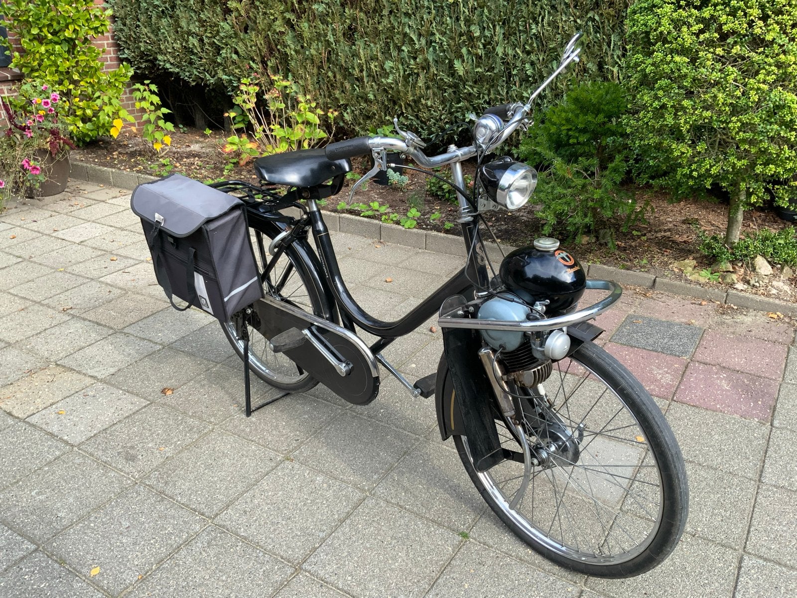 Berini M13 Fiets met Hulpmotor - Zeer Goede Staat, Ophalen, Maximaal 25 km/u, Overige merken