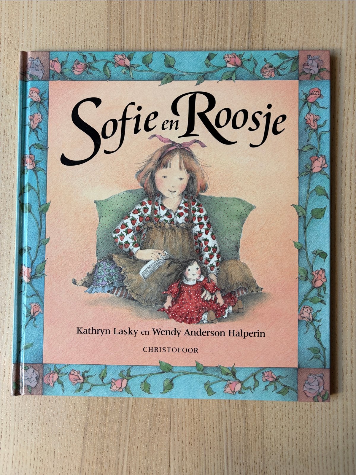 Sofie en Roosje - Prachtige illustraties, Fictie algemeen, Jongen of Meisje, Ophalen of Verzenden, Zo goed als nieuw
