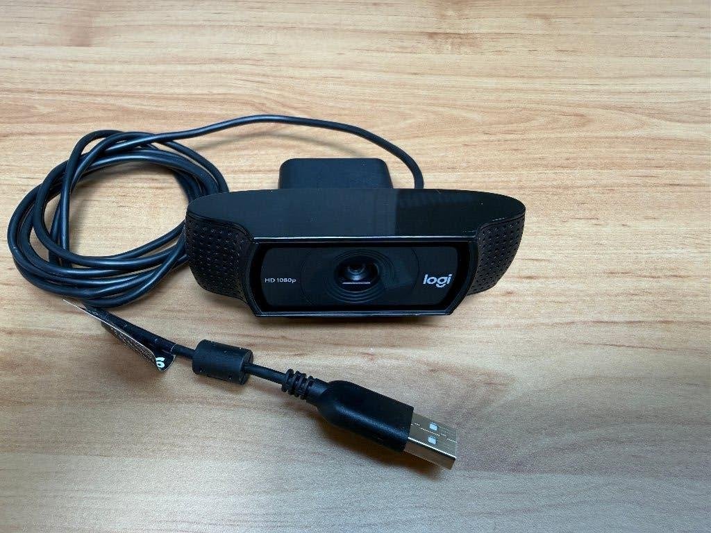 Logitech C920 HD Pro Webcam, Computers en Software, Ophalen of Verzenden, Monitorclip, Logitec, Bedraad