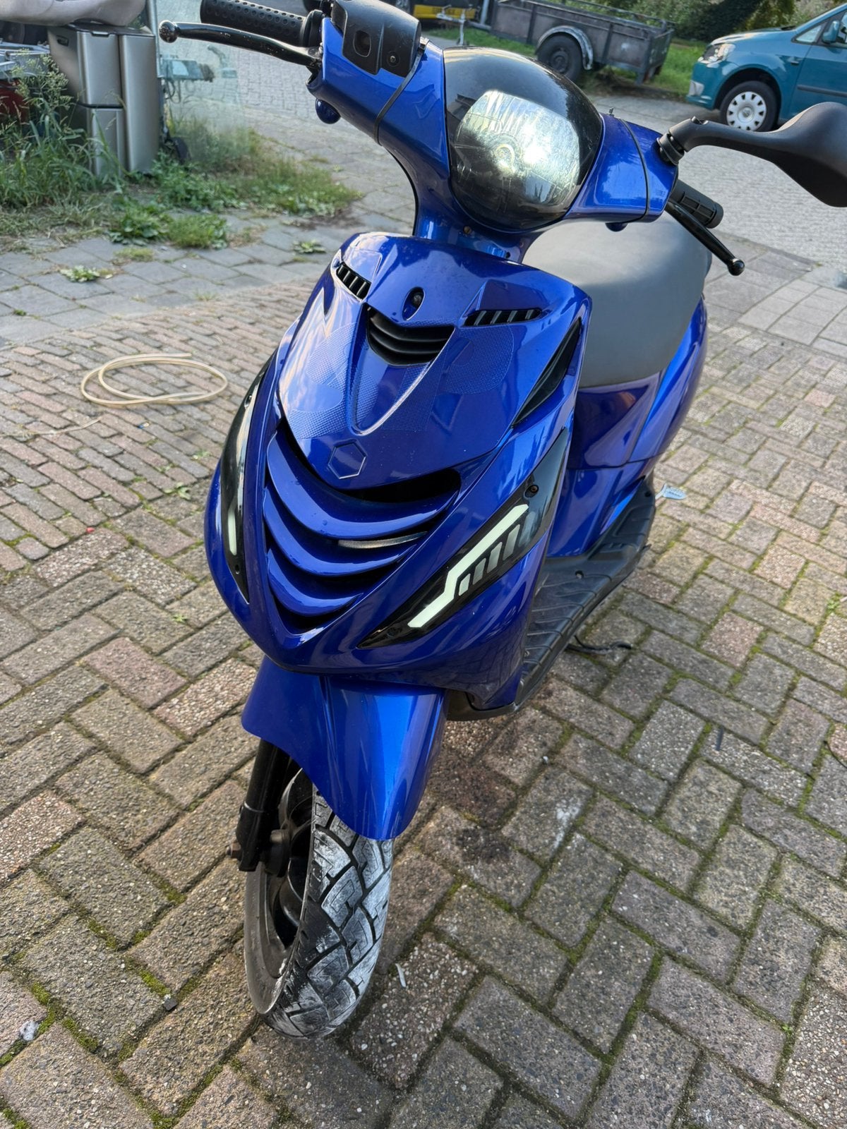 Piaggio zip 70cc snor lang stil gestaan, Ophalen, Zo goed als nieuw, Tweetakt, Zip