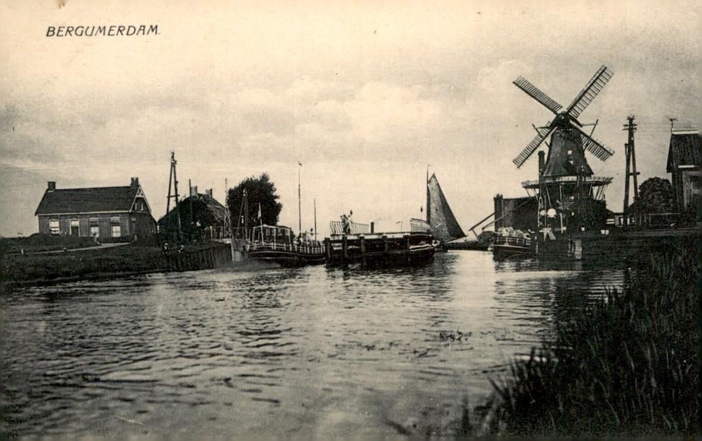 Bergum Bergumerdaam met de molen # 965, Verzenden, 1920 tot 1940, Ongelopen, Friesland