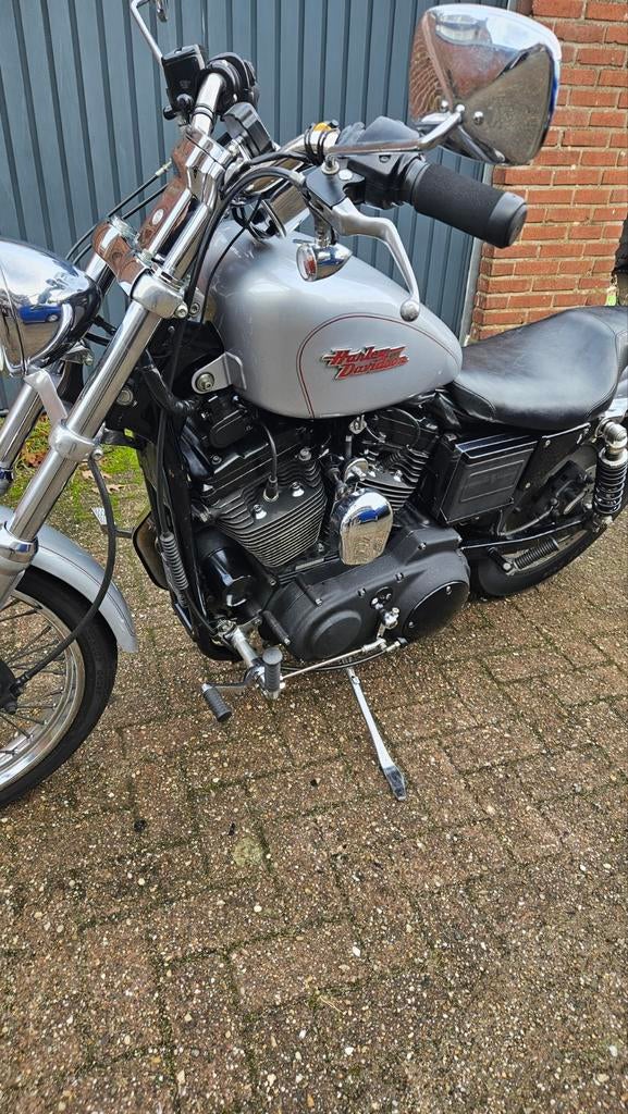 Sportster XL1200c  Zilver metallic met rode belijning ., Particulier, Chopper