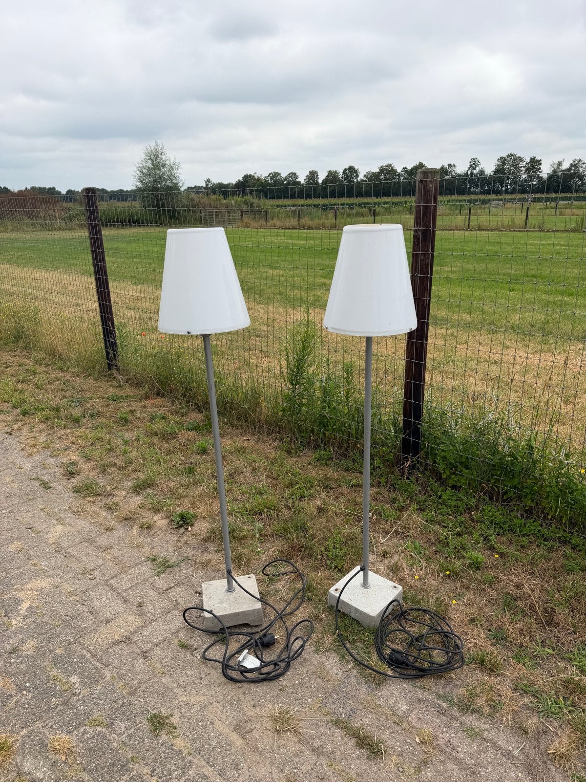 Konstsmide Buitenlampen - Set van 2, Tuin en Terras, Ophalen, Kunststof, Gebruikt, Staande lamp