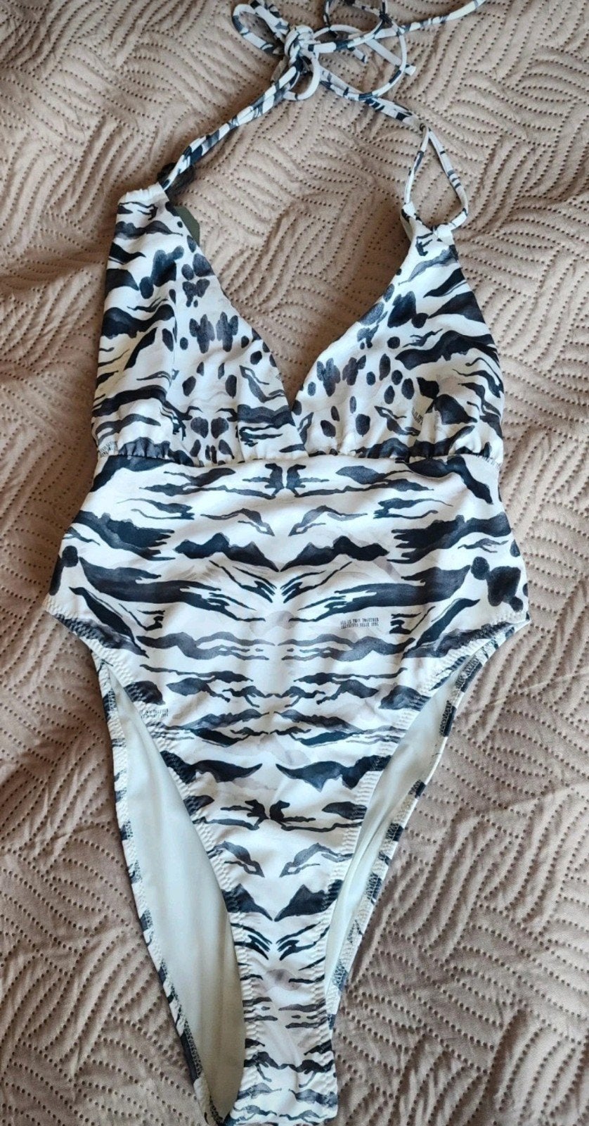 AllSaints badpak maat S
Nieuw
Nieuwprijs was 150$, Kleding | Dames, Zwart, Badpak, Ophalen of Verzenden, Nieuw