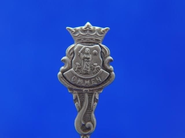 Lepeltje: Ommen, Verzenden