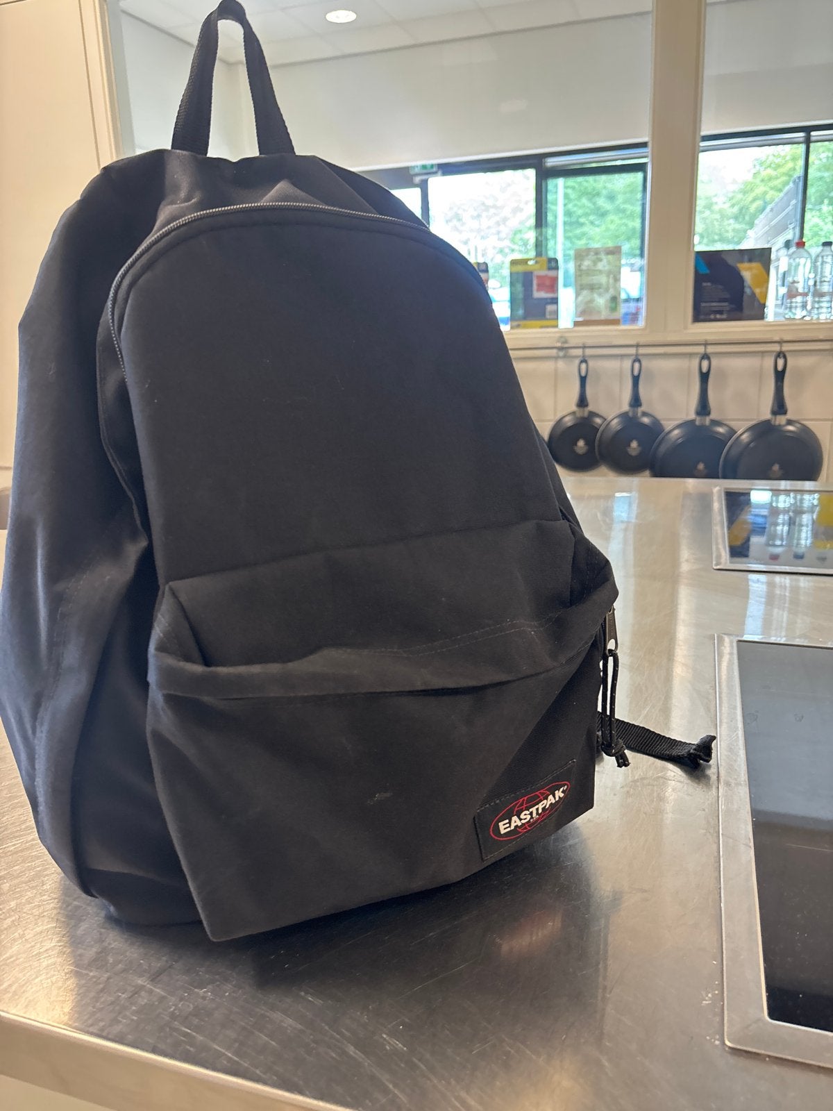 Eastpak Padded Pak'r Rugzak Zwart, Sieraden, Tassen en Uiterlijk, Tassen | Rugtassen, Gebruikt, Eastpak, 25 tot 40 cm, Ophalen of Verzenden