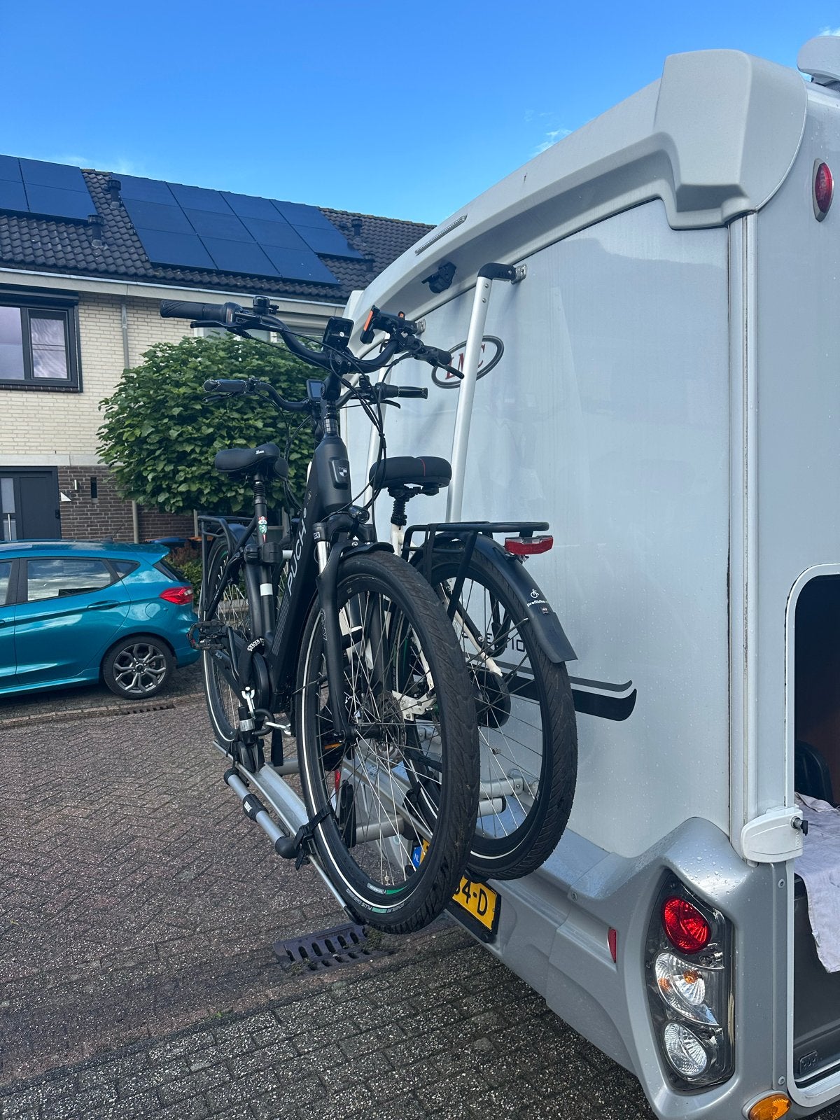 Thule Fietsendrager voor caravan/camper (2 fietsen), Achterklepdrager, Gebruikt, Ophalen of Verzenden, 2 fietsen