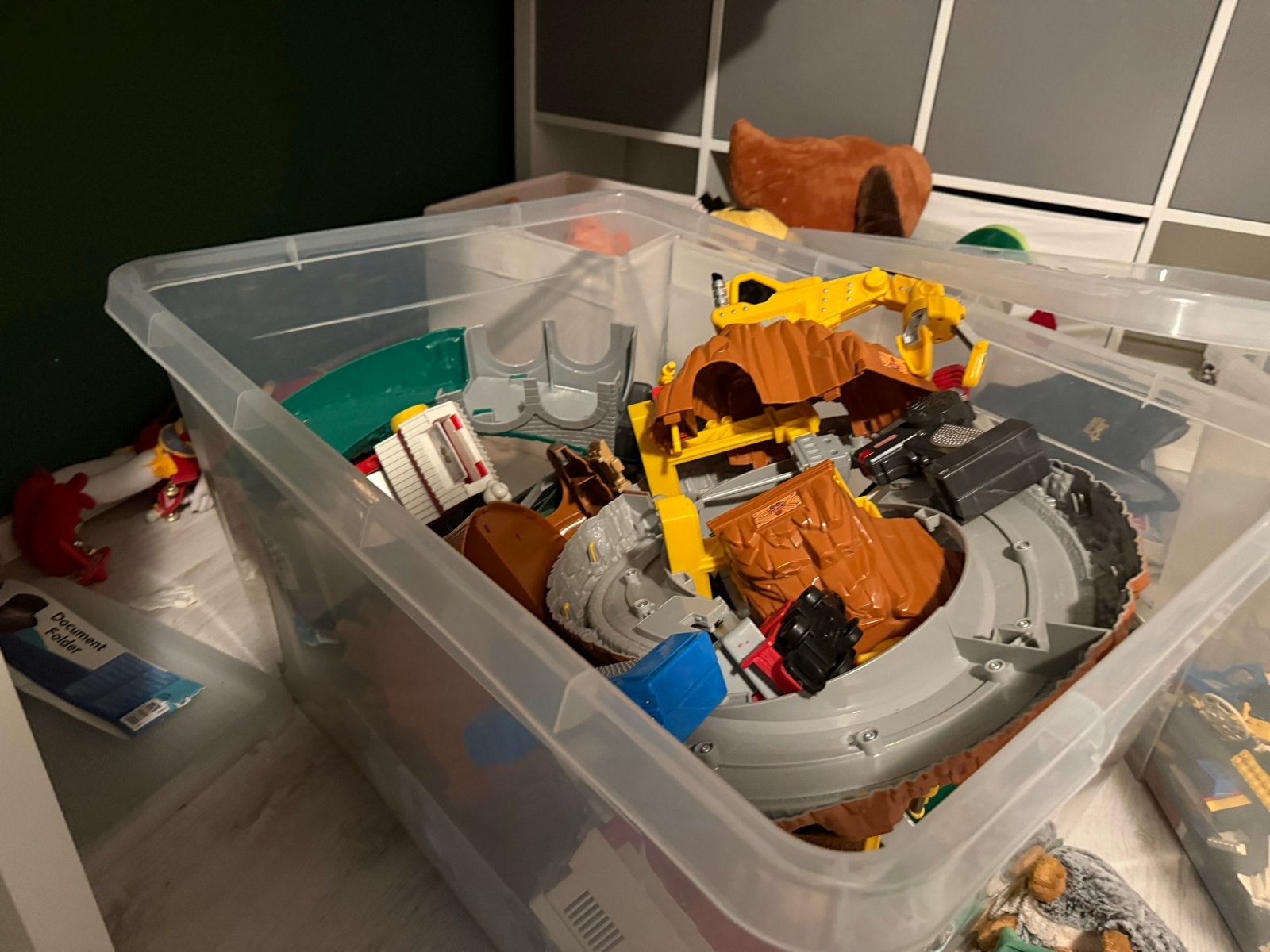Grote bak met GeoTrax treinset en accessoires, Ophalen, Gebruikt, Jongen of Meisje