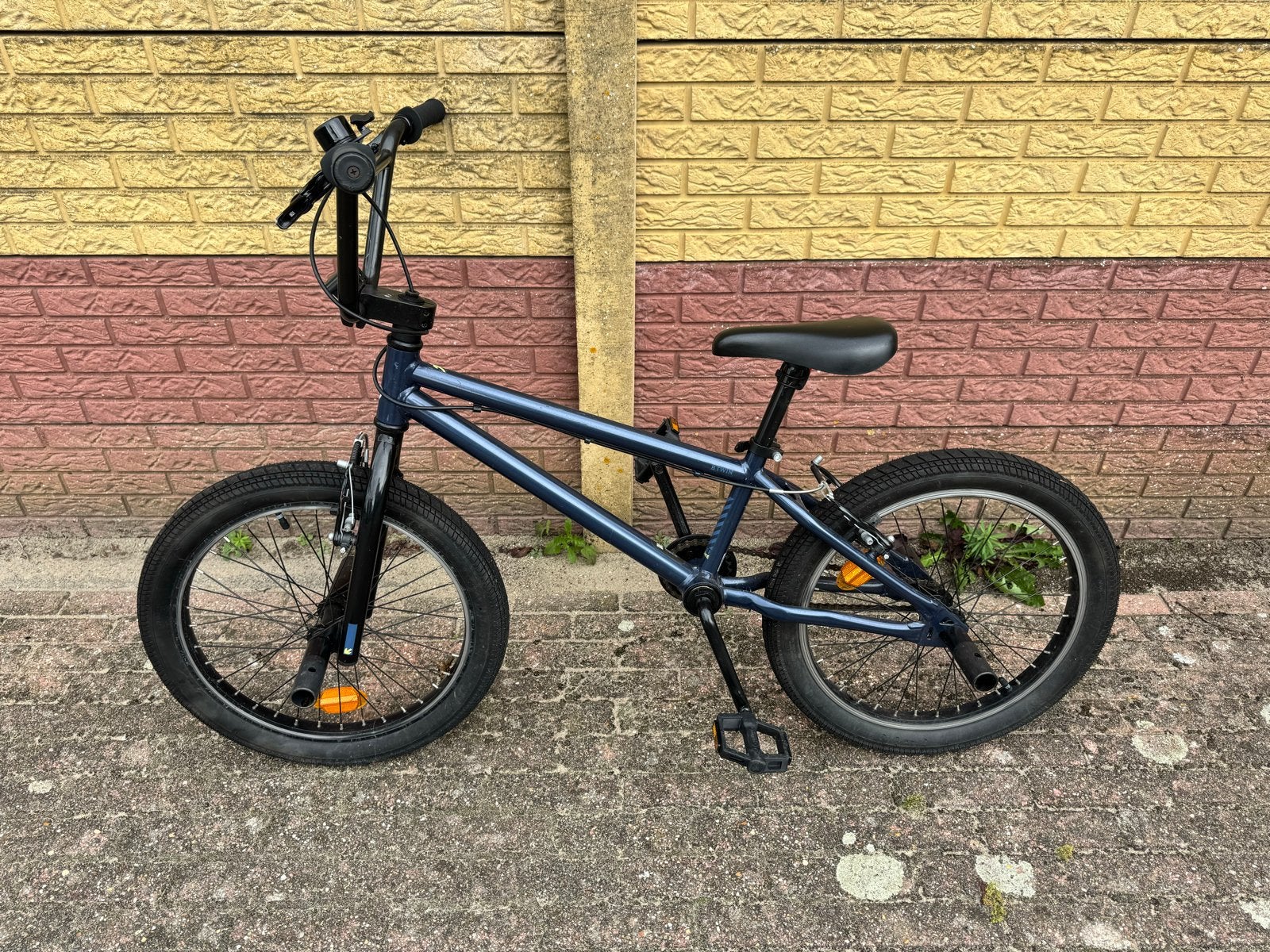 BMX BTWIN Wipe 500 blauw - Zo goed als nieuw, Fietsen en Brommers, Ophalen, 16 tot 20 inch, Staal, Velgrem