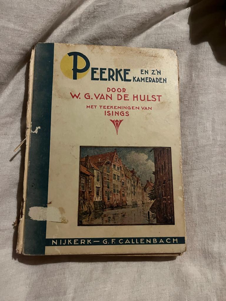 Peerke en z'n Kameraden - W.G. van de Hulst (Oud boekje), Ophalen of Verzenden