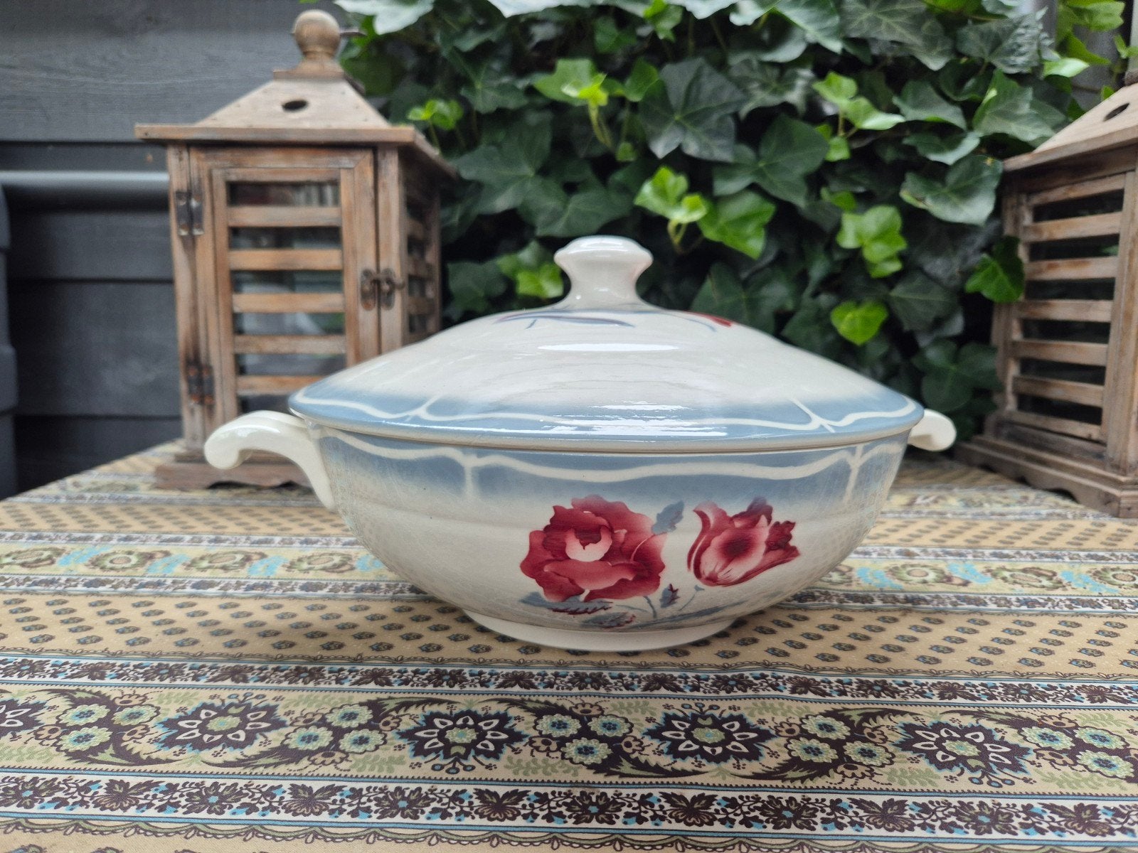 Dekschaal Alesia van sarreguemines, Antiek en Kunst, Antiek | Servies los, Ophalen of Verzenden