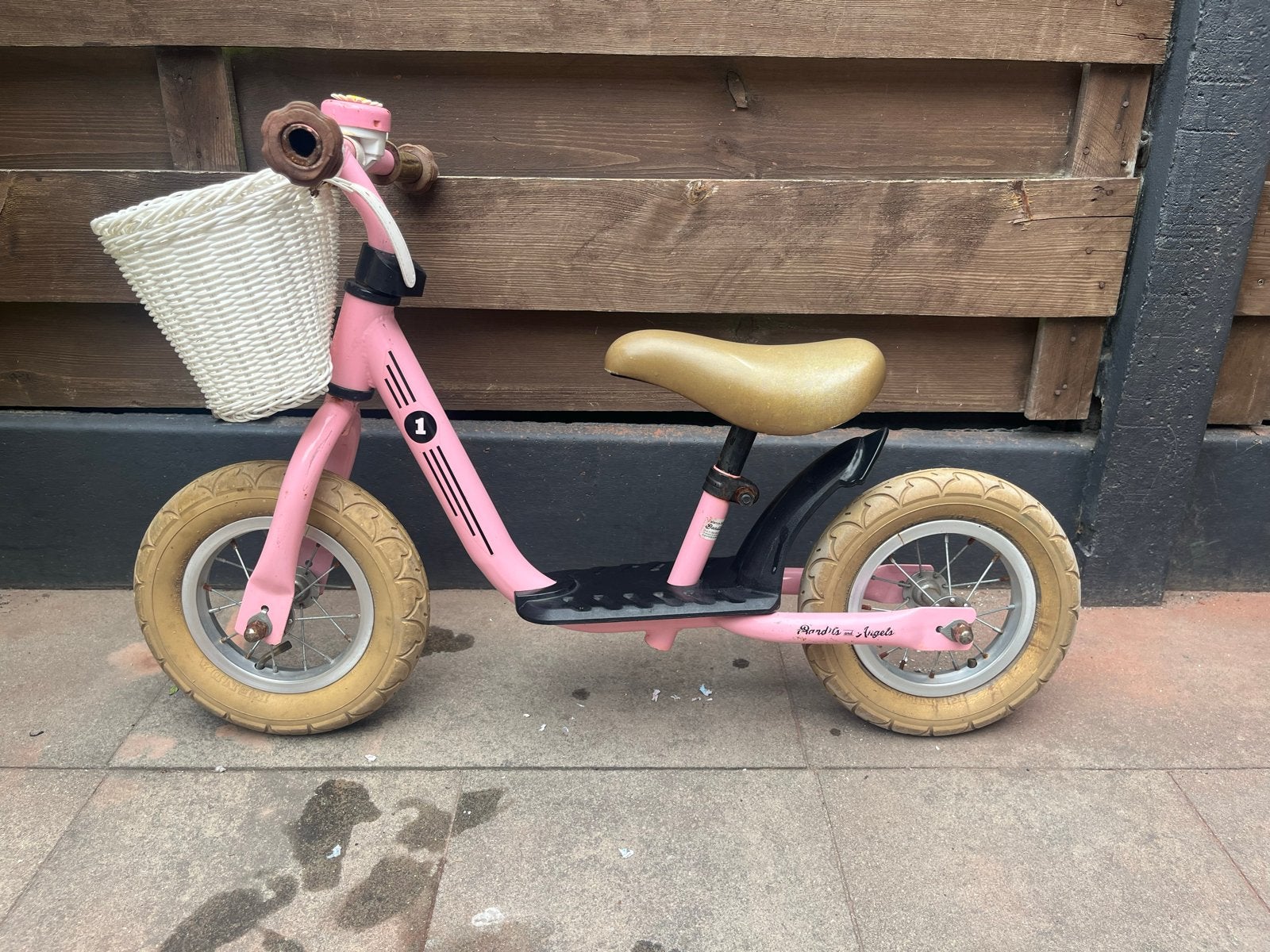 Roze loopfiets met mandje - Ideaal voor de eerste stapjes, Ophalen, Gebruikt, Loopfiets