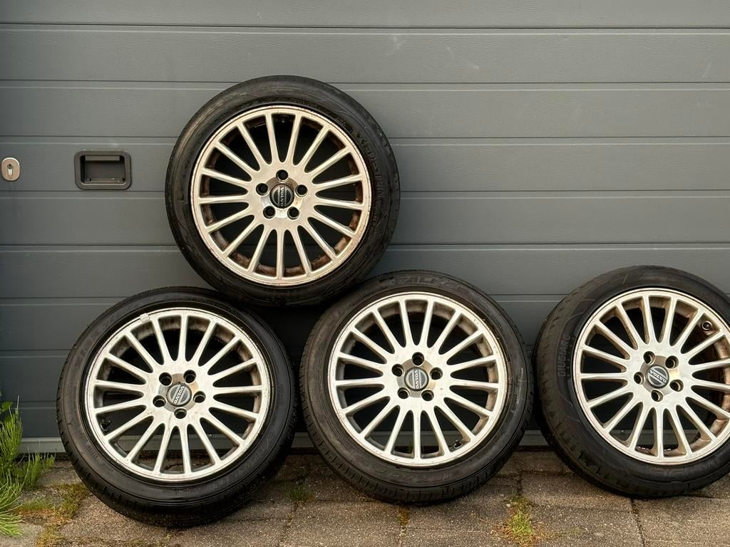 Volvo Tethys 17”, Ophalen, 17 inch, Zomerbanden, Velg(en)