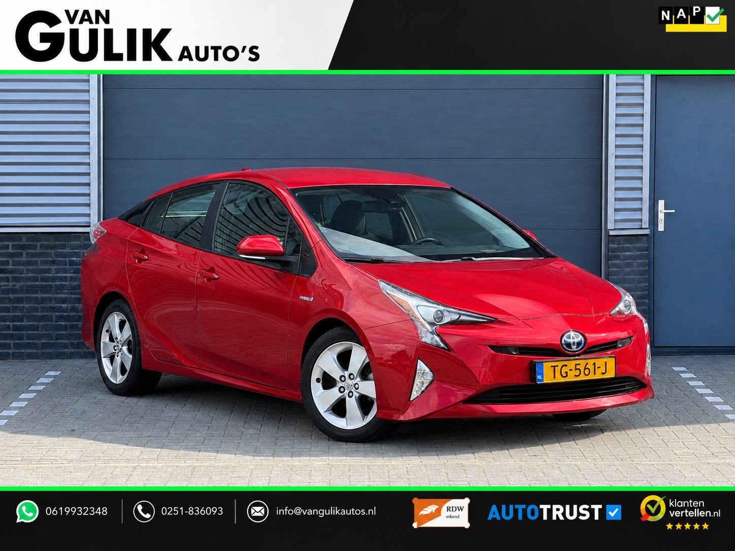 Toyota Prius 1.8 Executive | Trekhaak | Navigatie | JBL | Ca, Dealer onderhouden, Bedrijf, Hybride Elektrisch/Benzine, Prius