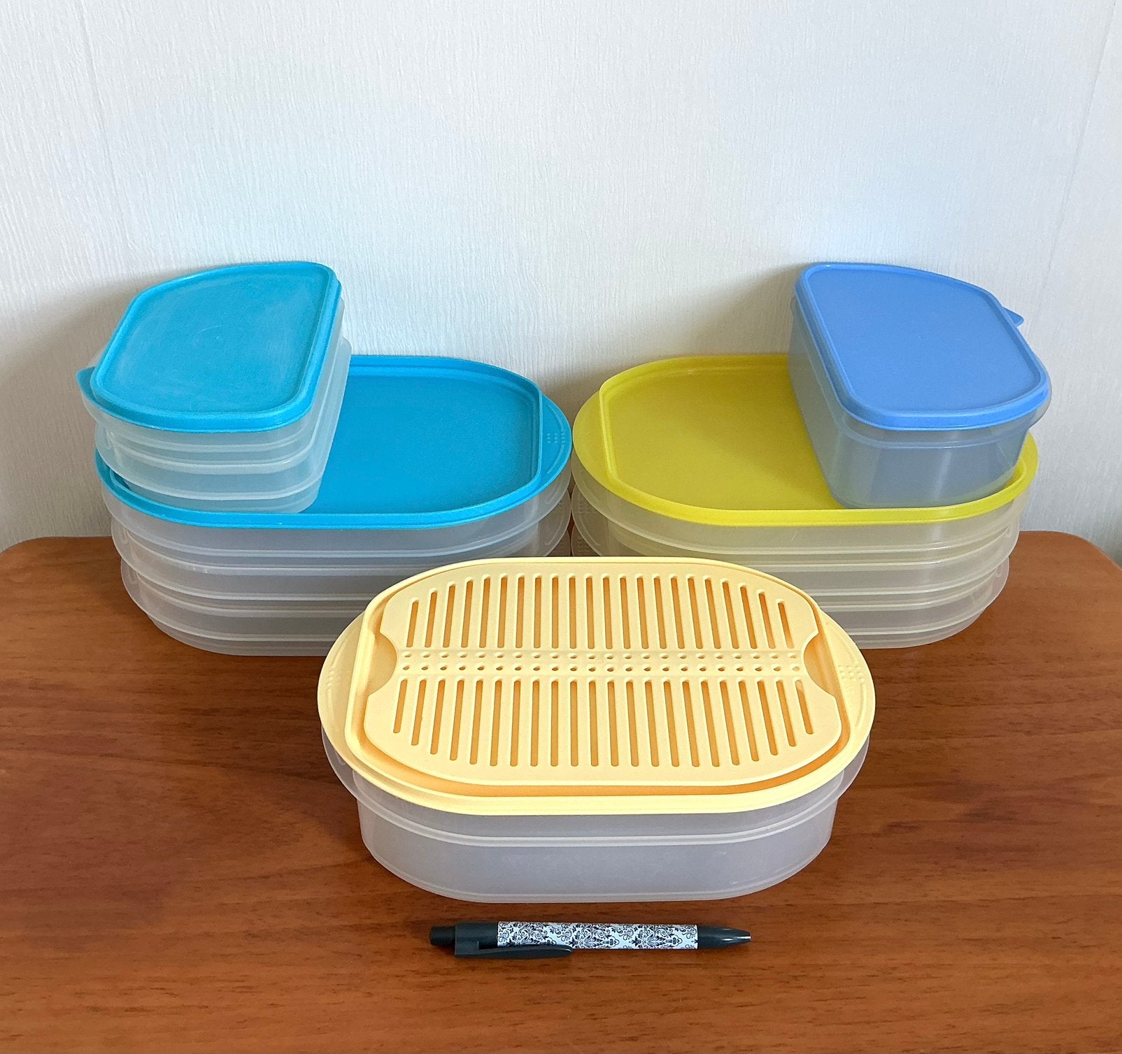 Tupperware 3 Stapel-Driedozen / 1 Kaasdoos met rooster., Huis en Inrichting, Ophalen of Verzenden, Overige kleuren