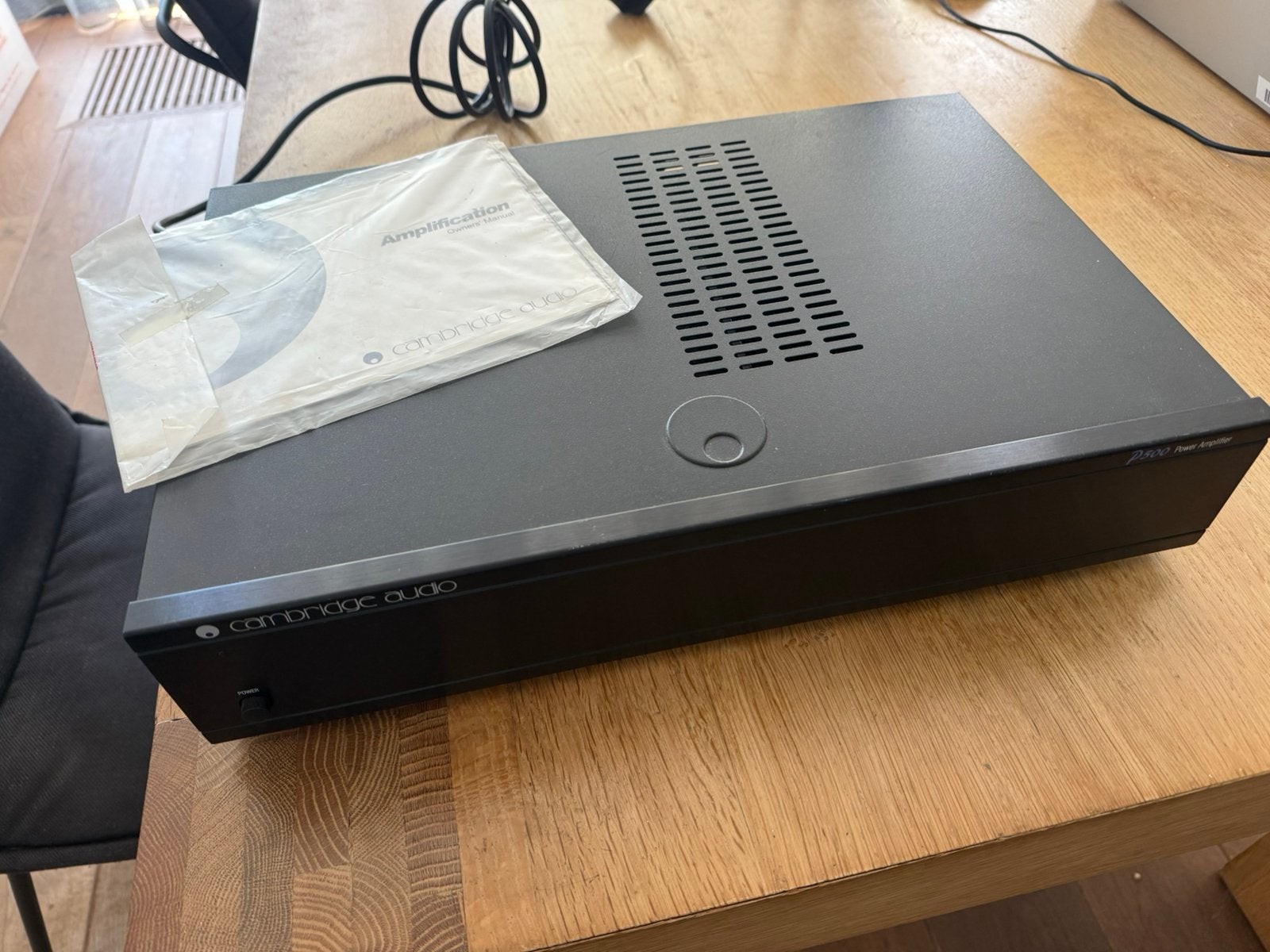 Cambridge Audio P500 Eindversterker Incl. handleiding, Ophalen, Zo goed als nieuw, 120 watt of meer, Overige merken