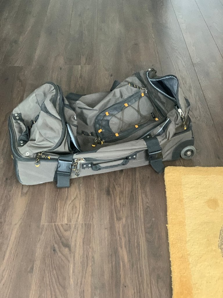 Samsonite suitcase with 2 wheels, Ophalen, Overige materialen, Gebruikt, Wieltjes