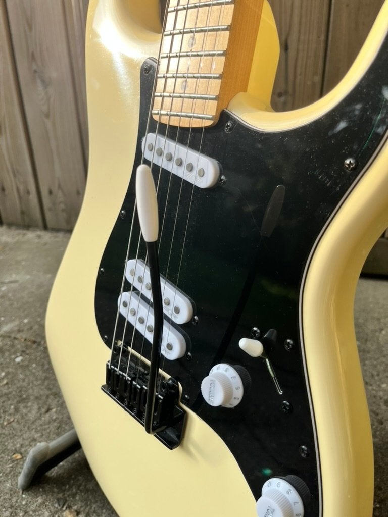 Squier Contemporary Stratocaster, Muziek en Instrumenten, Ophalen of Verzenden, Zo goed als nieuw, Solid body, Overige merken
