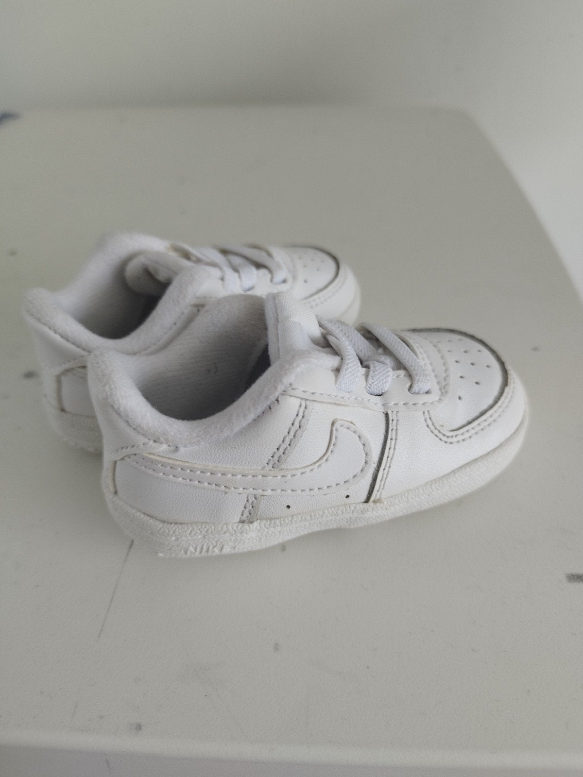 Zo goed als nieuwe Nike baby schoentjes maat 19,5, Kinderen en Baby's, Babykleding | Schoentjes en Sokjes, Schoentjes, Jongetje of Meisje