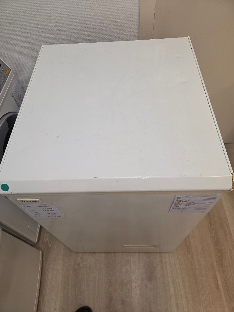 vrieskist - Indesit, Ophalen, Gebruikt, Minder dan 85 cm, Indesit