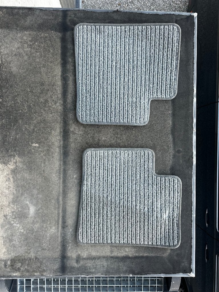 Set Originele Mercedes ML W164 vloermatten – grijs, Ophalen of Verzenden, Gebruikt, Mercedes-Benz