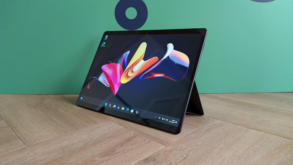 Microsoft Surface Pro 8 - Core i5-1145G7 / 16GB / LTE, Niet ingevuld, 13 inch, Niet ingevuld, Nieuw