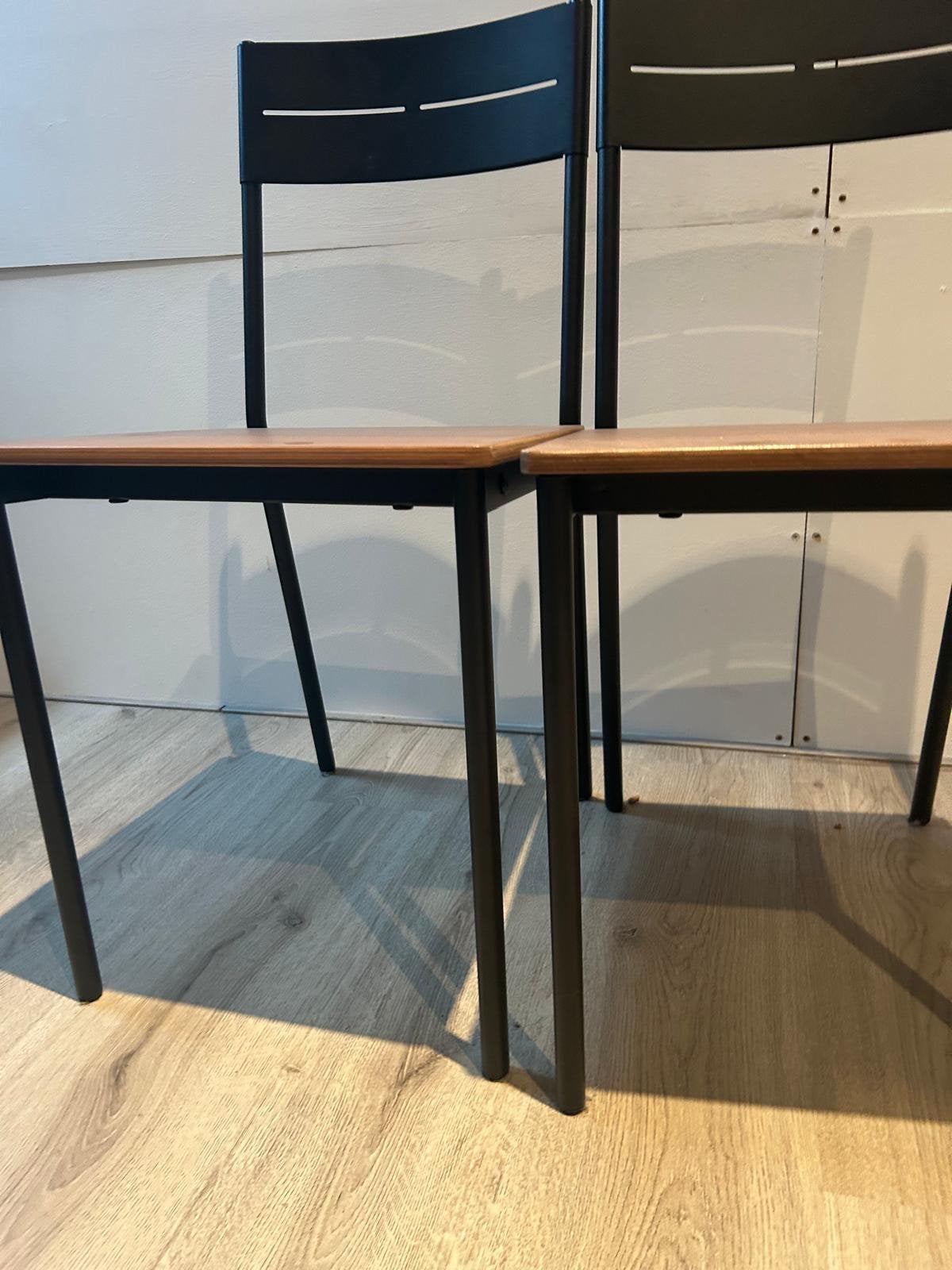 2 stoelen, Ophalen, Twee, Bruin, Zo goed als nieuw