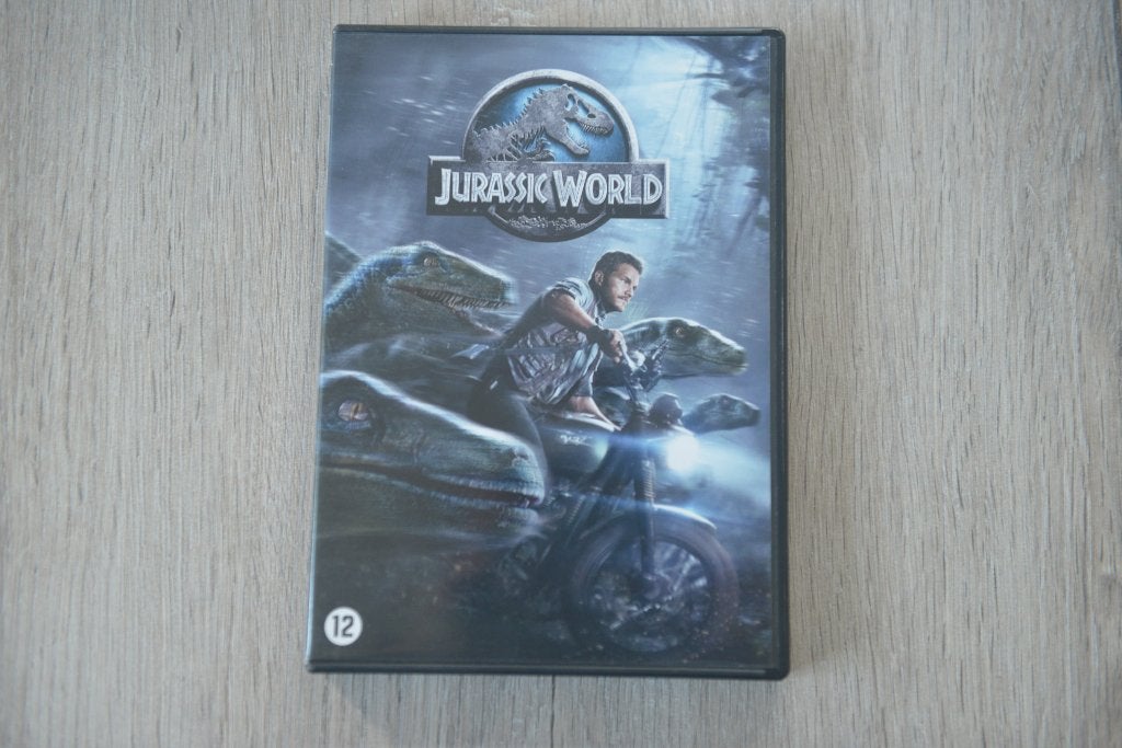 JURASSIC WORLD uitvoerend producent Steven Spielberg, Vanaf 16 jaar, Ophalen of Verzenden, Zo goed als nieuw