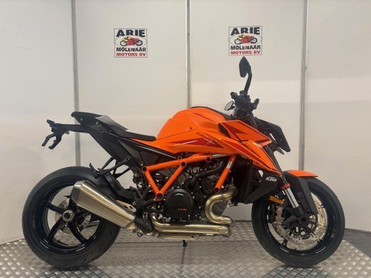 KTM 1390 SUPER DUKE R (bj 2026), 2 cilinders, KTM, Bedrijf, Onbekend