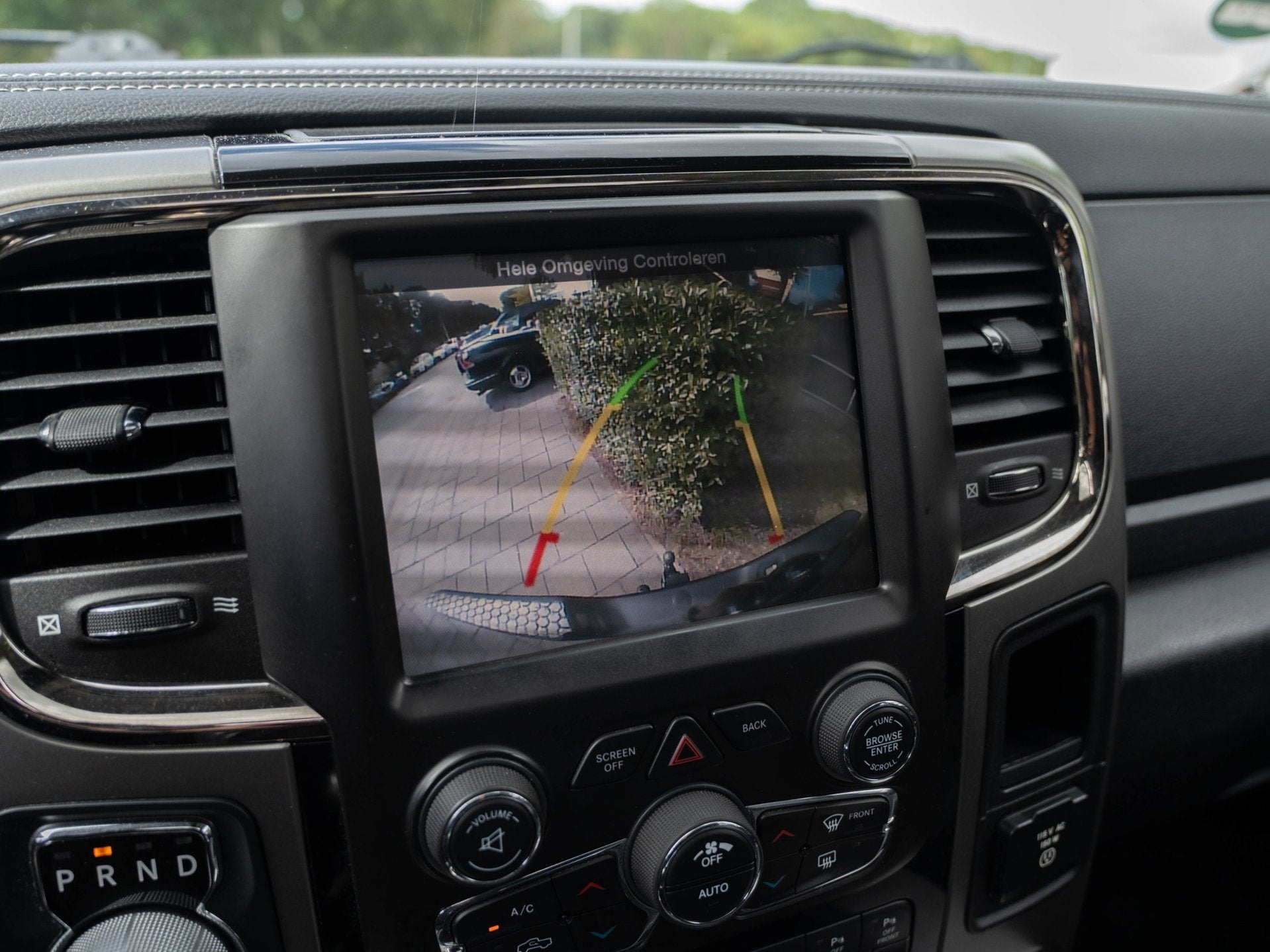 Dodge Ram 1500 5.7 V8 CREW CAB 6'4 | PANORAMADAK | ALPINE SO, Auto's, Automaat, Achterwielaandrijving, Gebruikt, 5654 cc