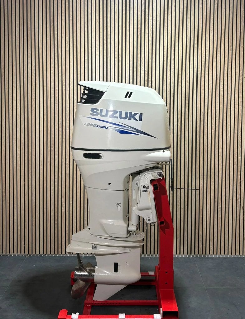 Suzuki DF150 EFI buitenboordmotor