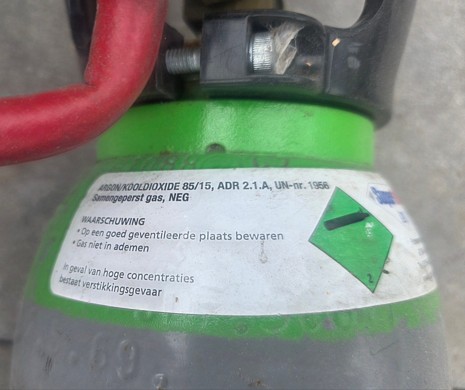 mengas fles 85/15 10 liter, Ophalen