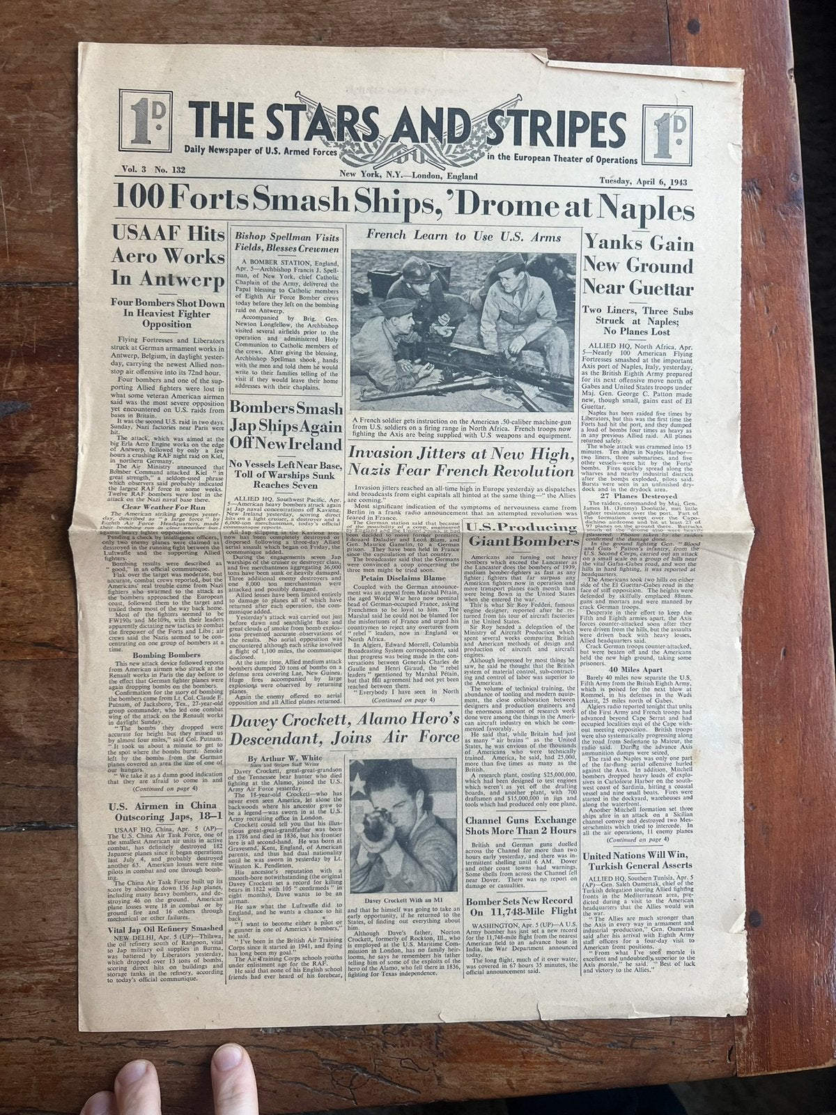 WO2 Amerikaans Stars Stripes April 1943 USAAF ETO antwerpen, Amerika, Verzenden, Boek of Tijdschrift