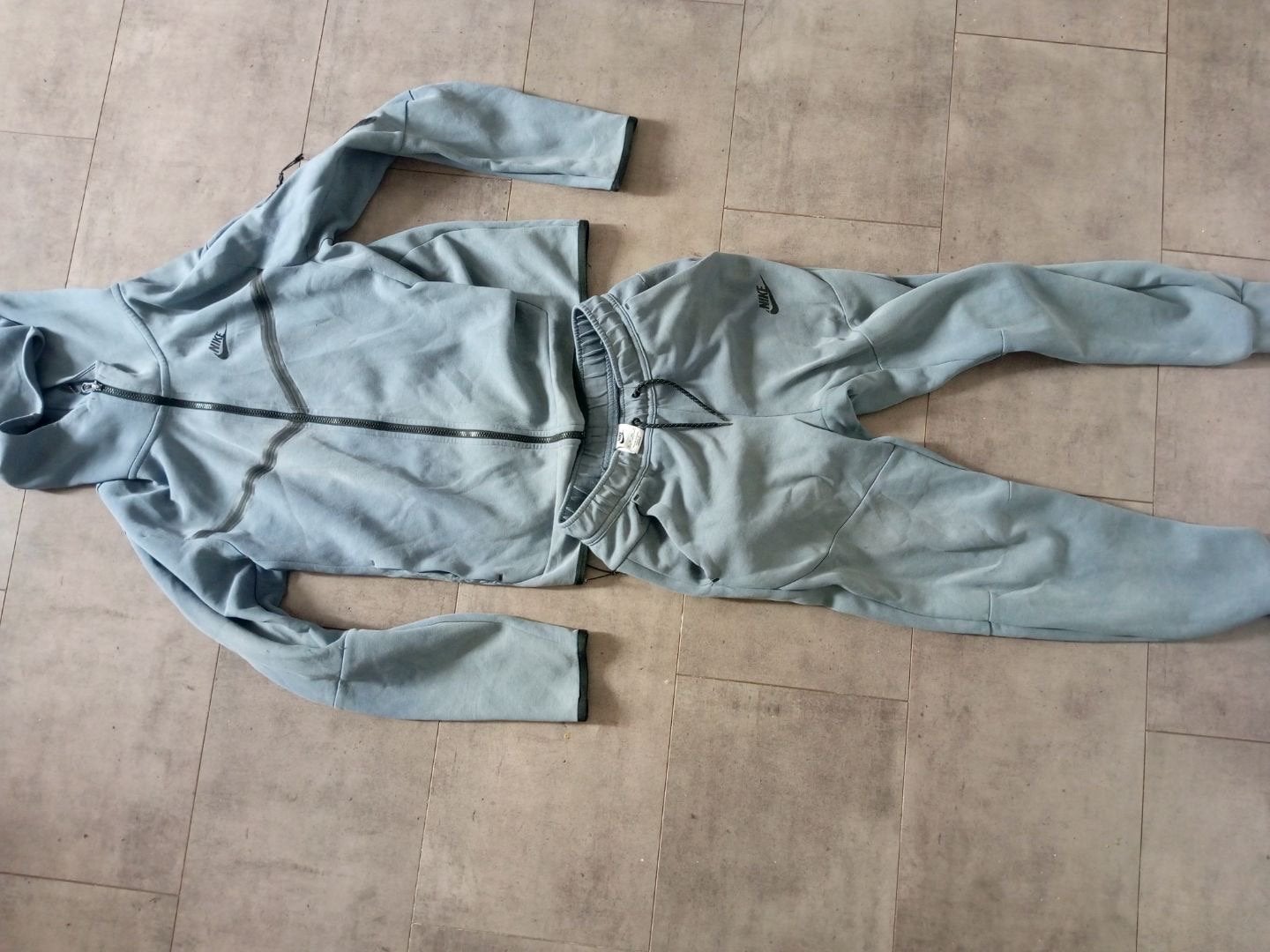 Nike Tech Fleece Trainingspak - Blauw maat m, Ophalen of Verzenden, Zo goed als nieuw, Overige maten, Grijs