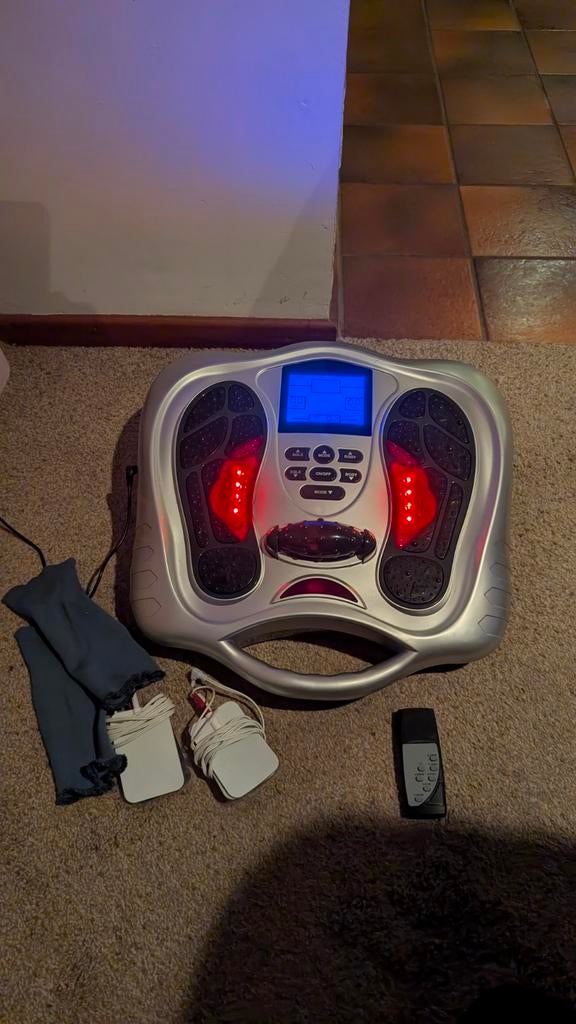 Emstim Elektrische Overstimulatie Apparaat met Pads, Ophalen of Verzenden, Zo goed als nieuw