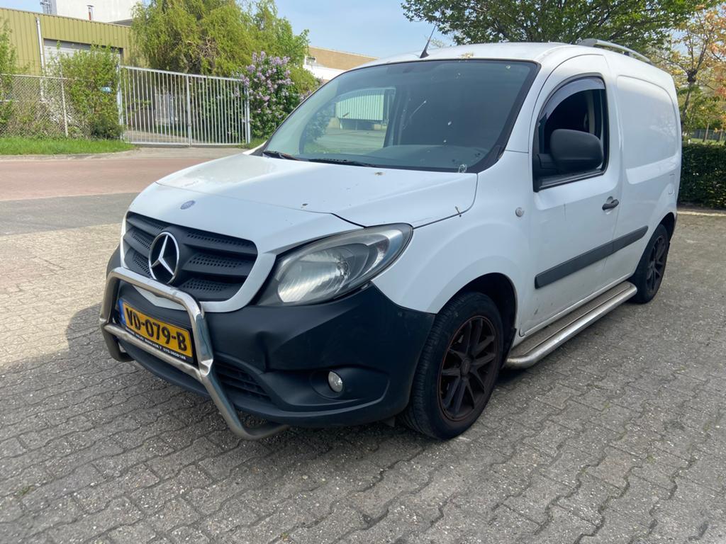 Mercedes-Benz Citan 1.5 CDI BJ.2013 LOOP SLOOP OF ONDERDELEN, Voorwielaandrijving, Stof, 4 cilinders, Wit