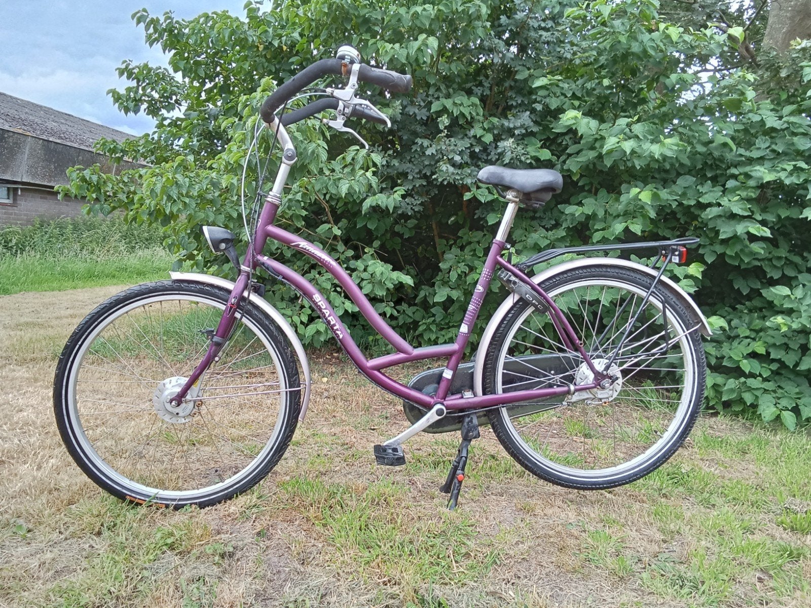Sparta Damesfiets 28 inch, 7 versnellingen, handremmen, Ophalen, Sparta, Velgrem, Versnellingen