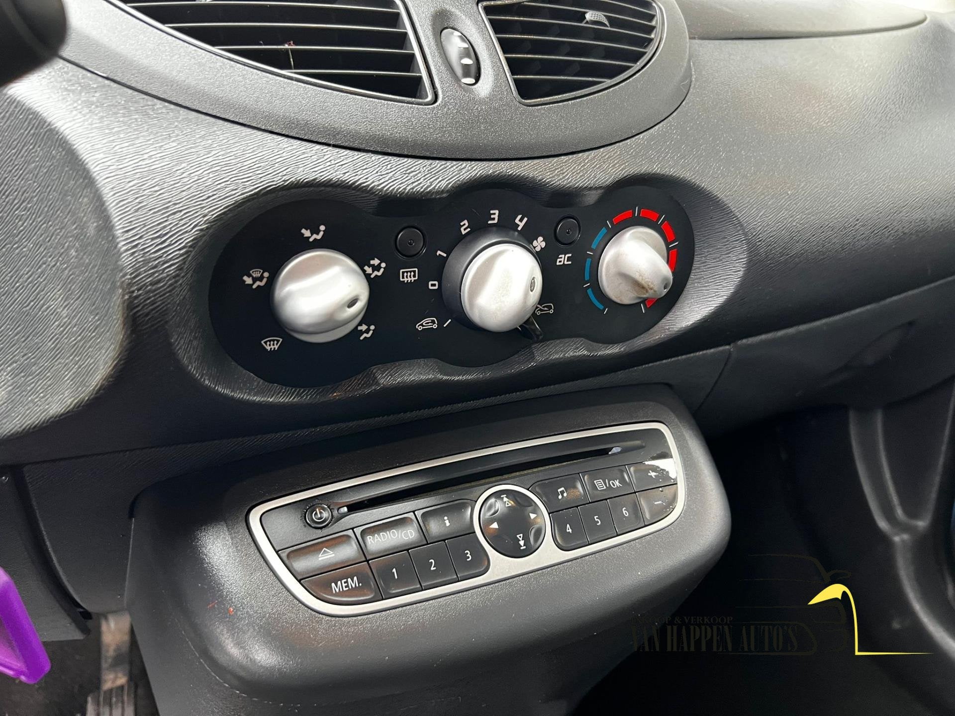 Renault Twingo 1.2-16V Collection / APK 9-2027, Auto's, Twingo, Gebruikt, Metallic lak, 4 cilinders