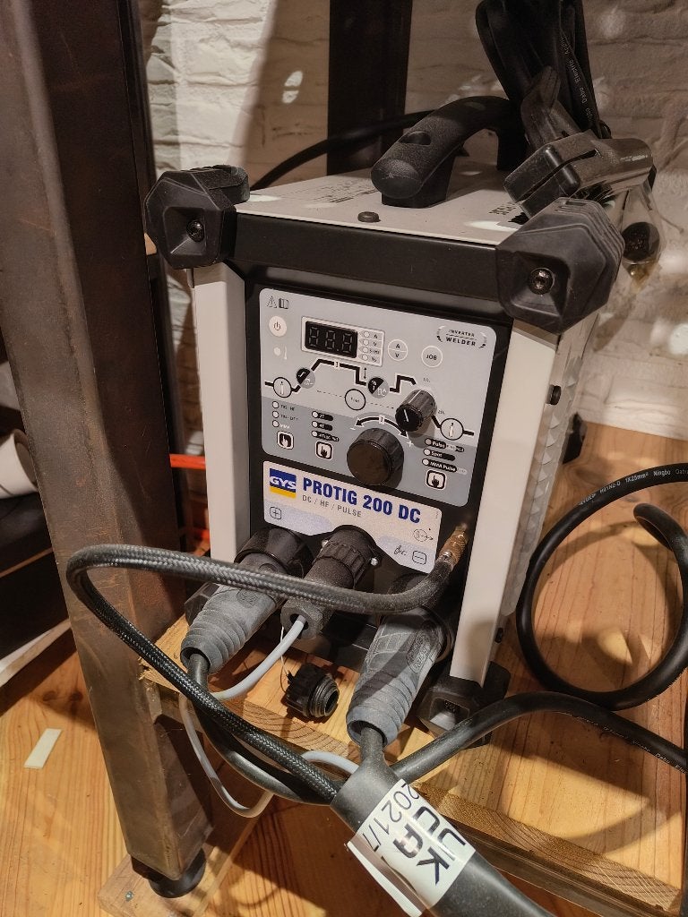 Gys protig 200 DC TIG lasapparaat met accesoires DC HF Pulse, Ophalen of Verzenden, Nieuw, 150 tot 250 ampère, Tig